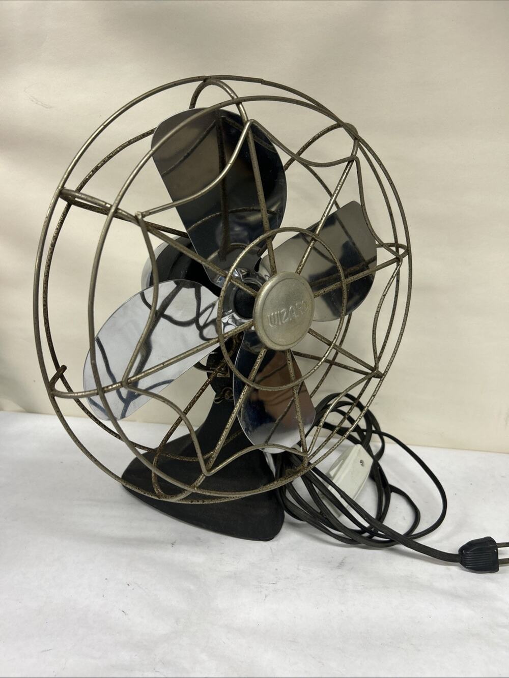 Wizard Bersted Antique Table Desk Fan WORKS! 1005J